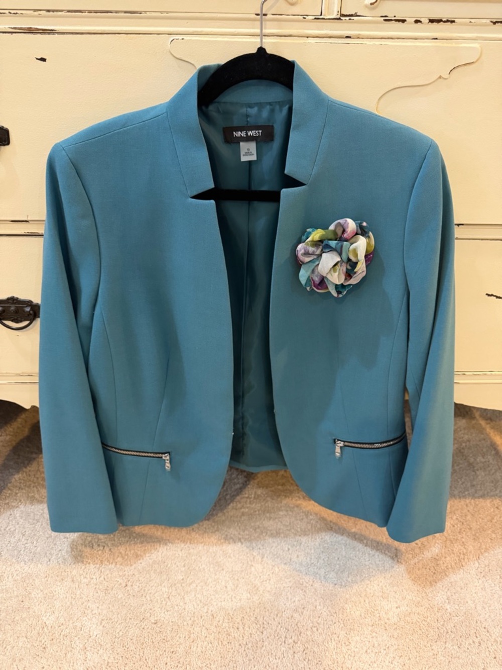 Nine West Blue-Green Short Blazer with Small Clasp and Zip Pockets Size 10